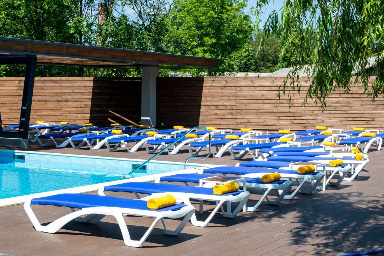 Riverside- Hotel And Mice Cernihiv Exterior foto