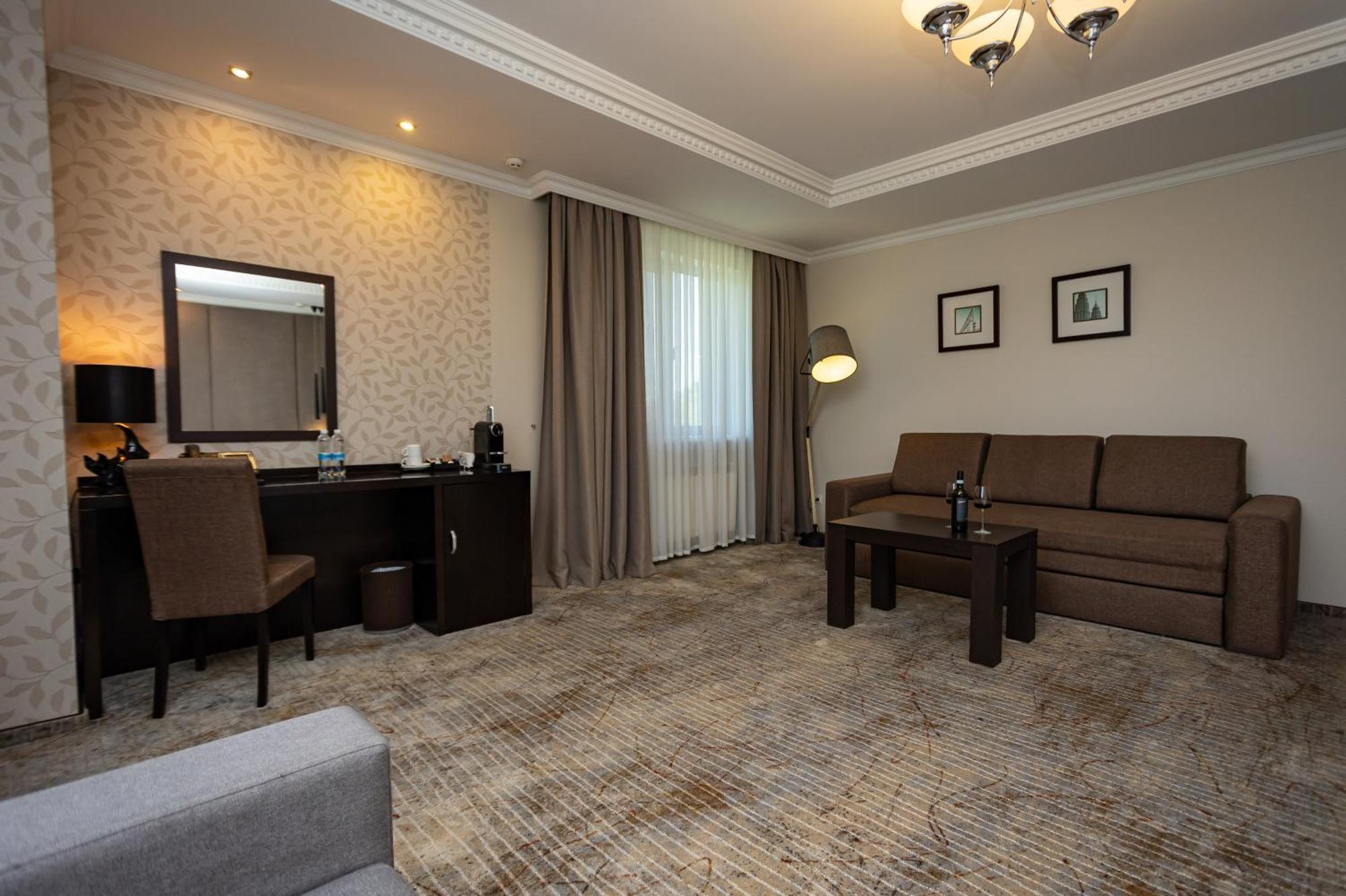 Riverside- Hotel And Mice Cernihiv Exterior foto