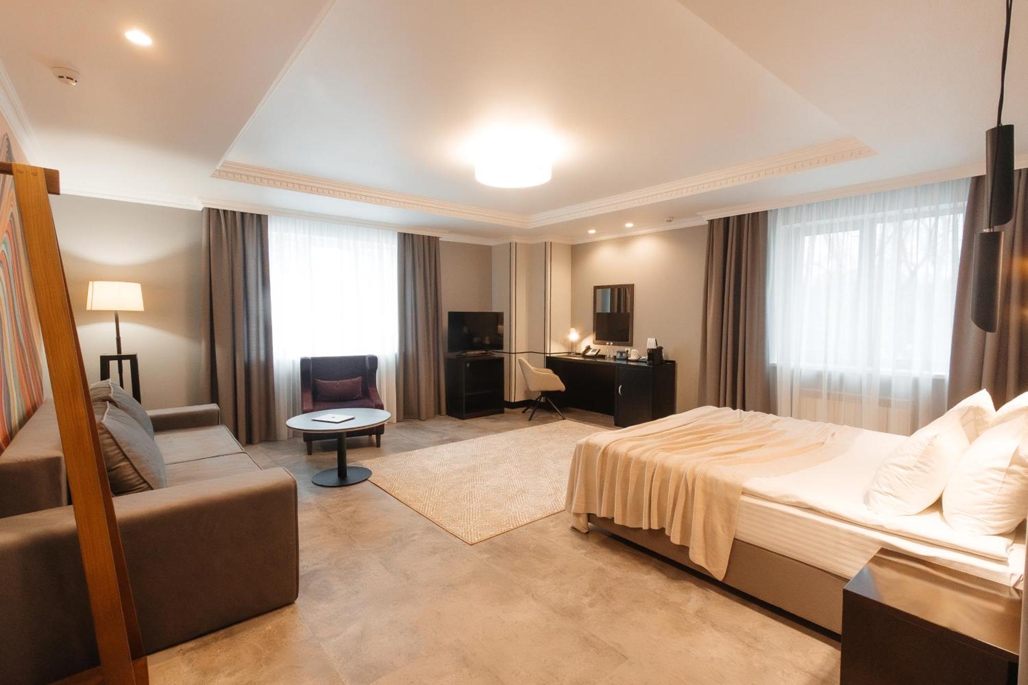 Riverside- Hotel And Mice Cernihiv Exterior foto