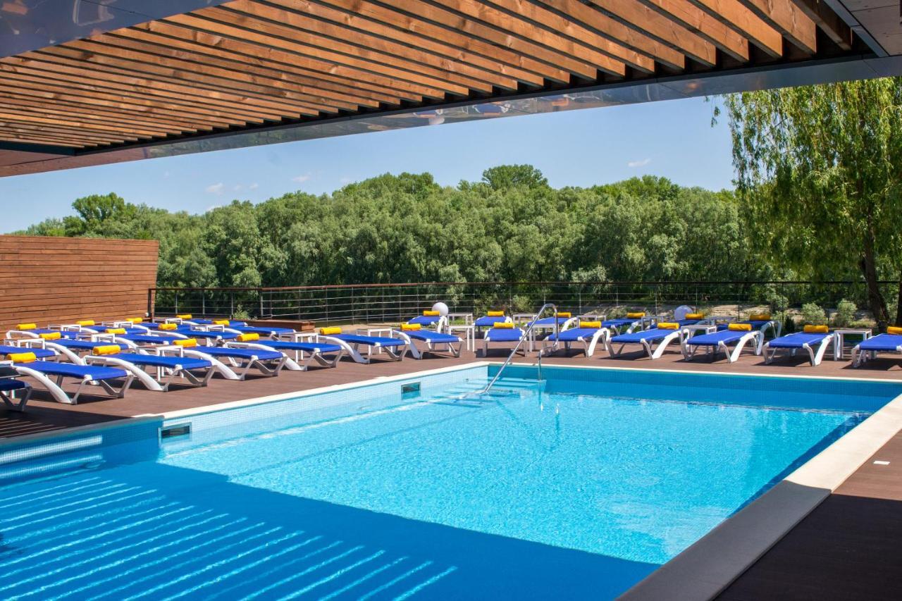 Riverside- Hotel And Mice Cernihiv Exterior foto